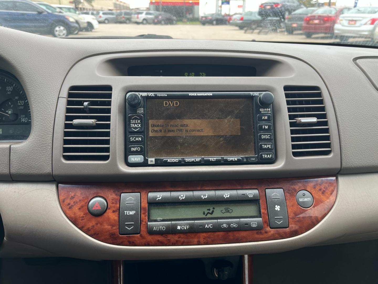 2002 BROWN /tan Toyota Camry LE V6 (JTDBF32K420) with an 3.0L V6 DOHC 24V engine, 4-Speed Automatic Overdrive transmission, located at 14700 Tomball Parkway 249, Houston, TX, 77086, (281) 444-2200, 29.928619, -95.504074 - Photo#13